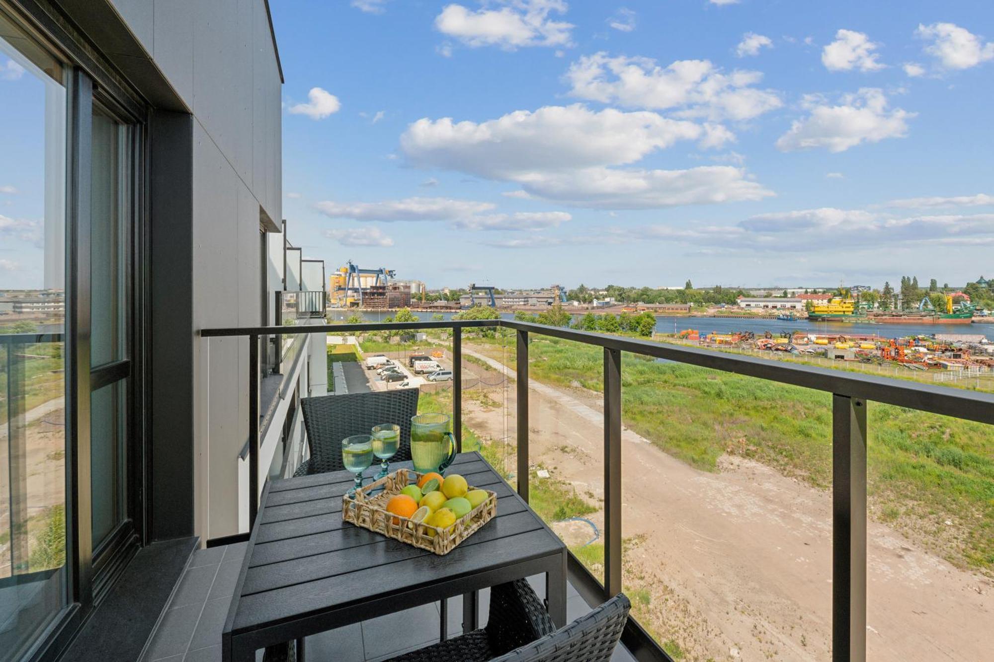 Nadmotlawie Estate Gym, Sauna & Parking By Downtown Apartments Danzig Exterior foto